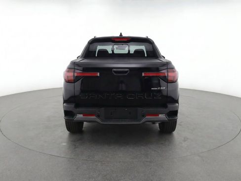 Used 2025 Hyundai Santa Cruz Limited AWD/4WD image 8