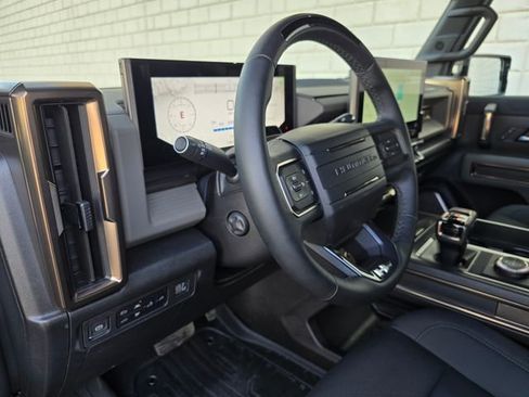 Used 2024 GMC Hummer EV 3X w/ Extreme Off-Road Package AWD/4WD image 26