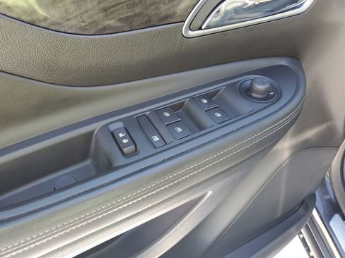 Used 2015 Buick Encore Convenience image 12