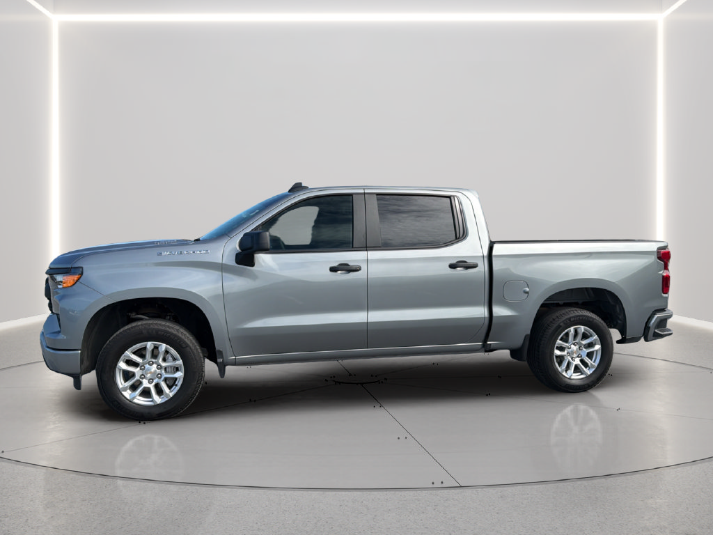 Used 2026 Chevrolet Silverado 1500 Custom RWD image 13