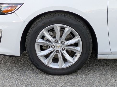 Used 2023 Chevrolet Malibu LT image 9