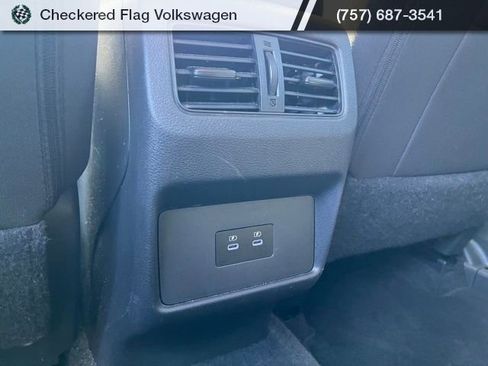 Used 2024 Nissan Rogue SV FWD image 26