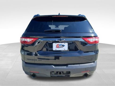 Used 2019 Chevrolet Traverse LT w/ LPO, Blackout Package image 4