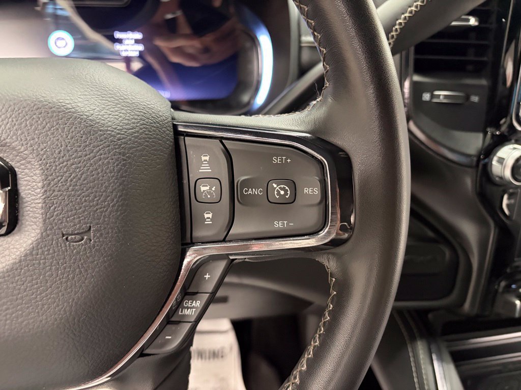 Used 2024 RAM 2500 Limited AWD/4WD image 14