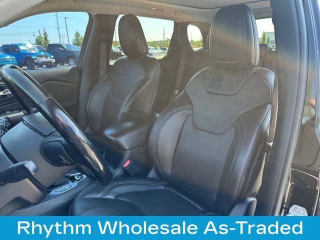 Used 2020 Jeep Cherokee Limited AWD/4WD image 37