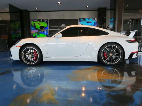 Used 2024 Porsche 911 Carrera S image 10