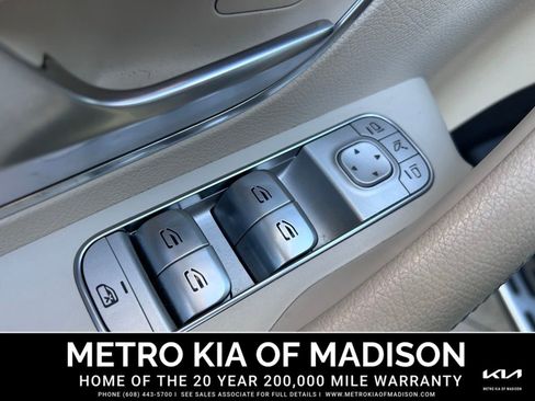 Used 2022 Mercedes-Benz GLE 350 4MATIC image 13