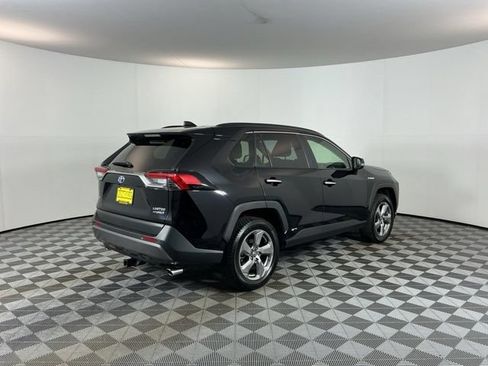 Used 2020 Toyota RAV4 Limited AWD/4WD image 5