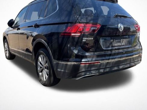 Used 2018 Volkswagen Tiguan SE FWD image 4