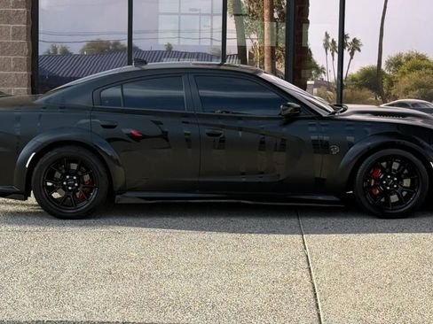 Used 2022 Dodge Charger SRT Hellcat RWD image 14