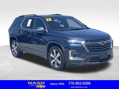 Used 2023 Chevrolet Traverse LT w/ LT Premium Package