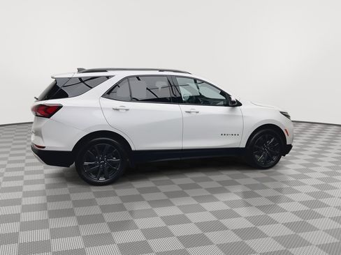 Certified 2024 Chevrolet Equinox RS AWD/4WD image 40