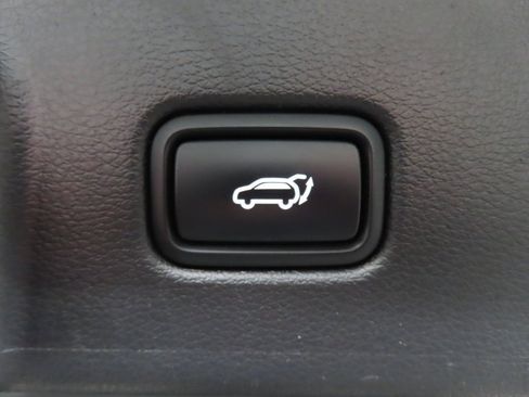 Used 2022 Kia Telluride SX w/ SX Prestige Package image 40