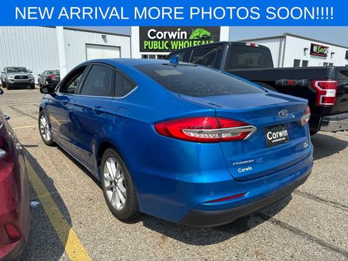Used 2019 Ford Fusion SE FWD image 6