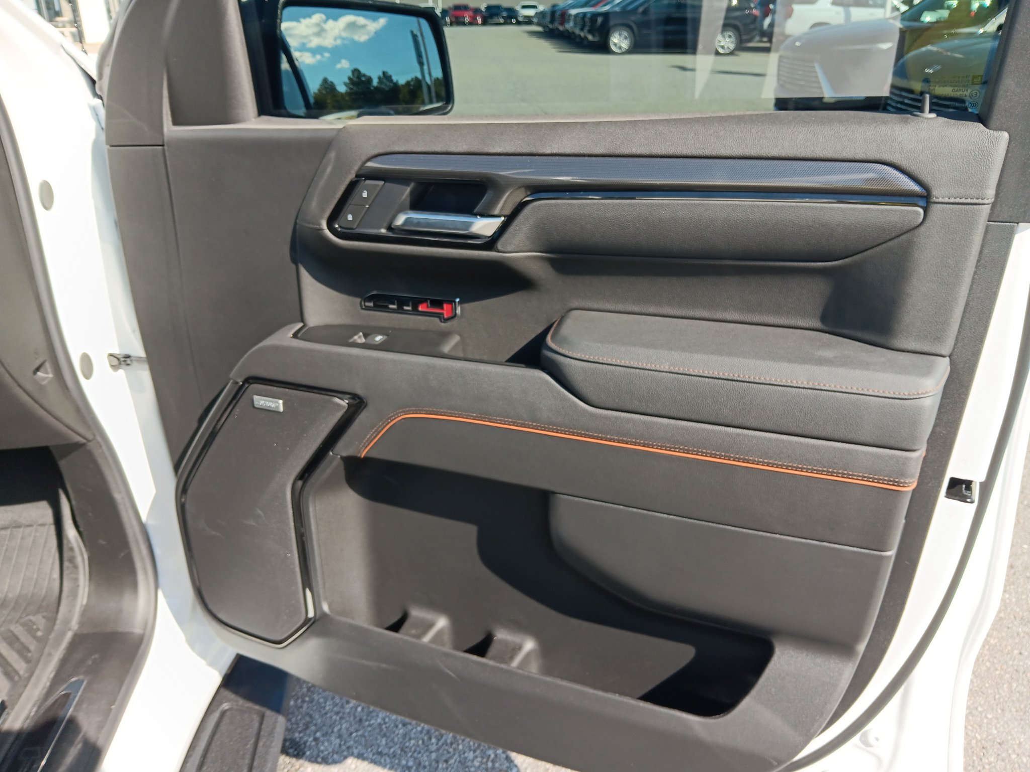 Used 2026 GMC Sierra 1500 AT4 w/ AT4 Premium Package AWD/4WD image 23