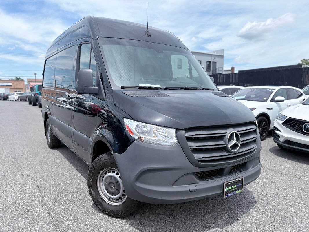 Used 2019 Mercedes-Benz Sprinter 1500 image 3