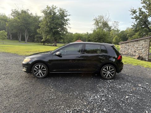 Used 2015 Volkswagen Golf SE w/ Lighting Package FWD image 8