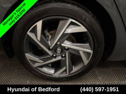 Used 2024 Hyundai Elantra SEL w/ Convenience Package FWD image 26