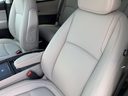 New 2026 Honda Odyssey EX-L image 11