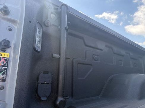 Used 2024 GMC Sierra 2500 AT4 w/ AT4 Premium Plus Package AWD/4WD image 21