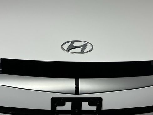 Used 2022 Hyundai Ioniq 5 SE image 13