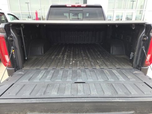 Used 2022 GMC Sierra 1500 Denali image 5