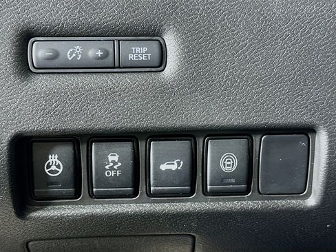 Used 2023 Nissan Murano SL w/ SL Moonroof Package AWD/4WD image 17