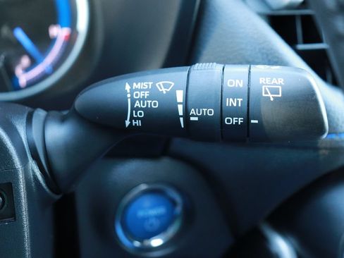 Used 2022 Toyota RAV4 XSE AWD/4WD image 25