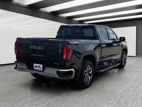 Used 2026 GMC Sierra 1500 SLT AWD/4WD image 5