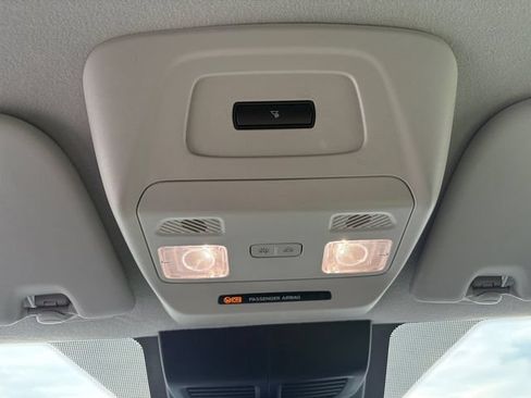 Used 2025 Ford Transit 250 Low Roof w/ Exterior Upgrade Package RWD image 20