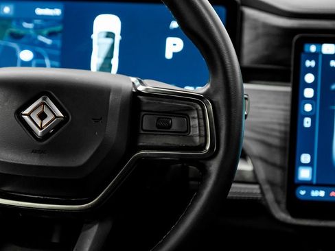 Used 2023 Rivian R1S Adventure image 18