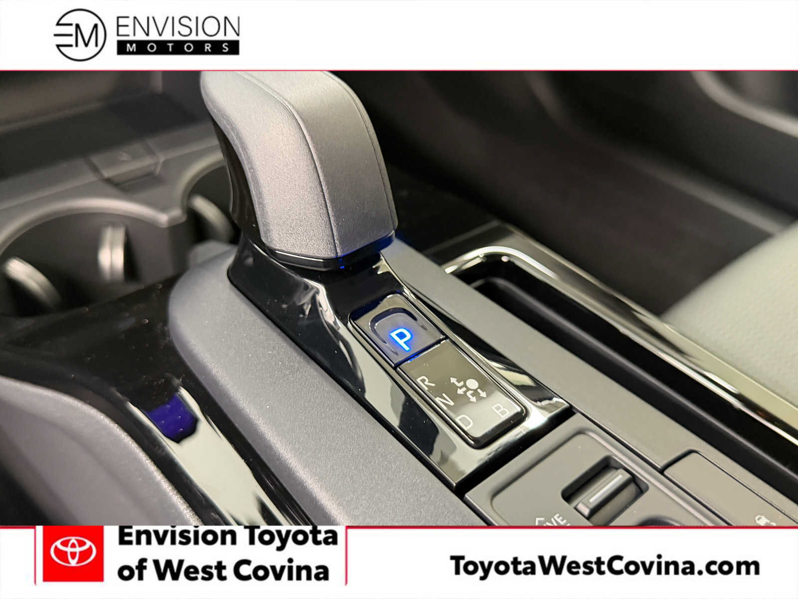 New 2027 Toyota Prius LE FWD image 23