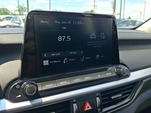Used 2022 Kia Forte LXS FWD image 31