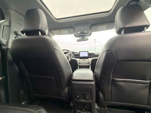 Certified 2023 Ford Explorer XLT w/ Equipment Group 202A RWD image 24