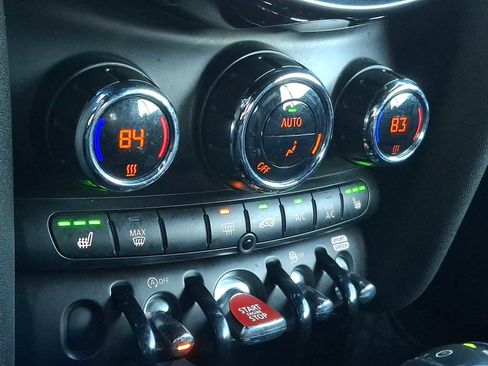 Used 2019 MINI Cooper S image 13