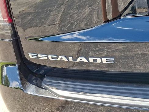 Used 2021 Cadillac Escalade Sport Platinum AWD/4WD image 33