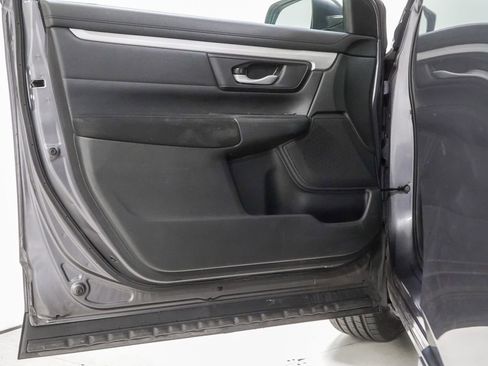 Used 2018 Honda CR-V LX image 18