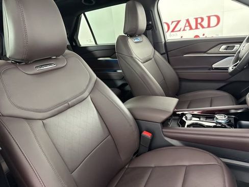 New 2026 Ford Explorer Platinum image 20