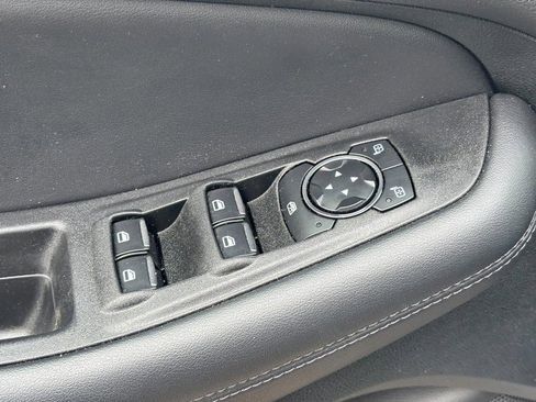 Used 2024 Ford Edge SEL w/ Convenience Package image 17