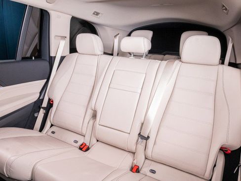 New 2026 Mercedes-Benz GLS 580 4MATIC image 29