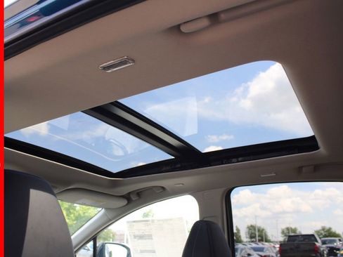 New 2025 Nissan Murano SL image 19