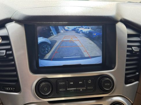 Used 2017 GMC Yukon SLT w/ Open Road Package image 13