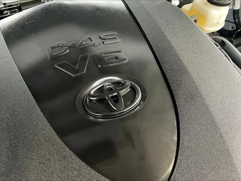 Used 2022 Toyota Tacoma TRD Sport image 30