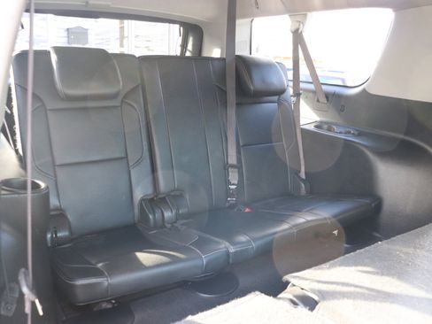 Used 2017 GMC Yukon XL SLT image 14