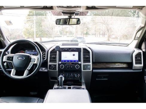 Certified 2019 Ford F150 Lariat image 12