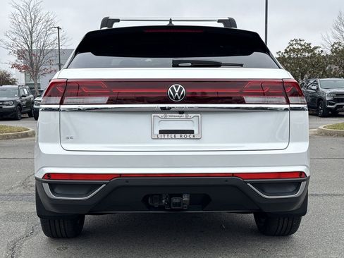 New 2026 Volkswagen Atlas Cross Sport SE image 4