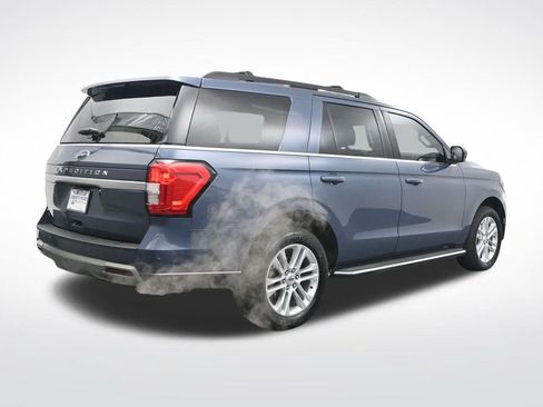Used 2022 Ford Expedition XLT image 6