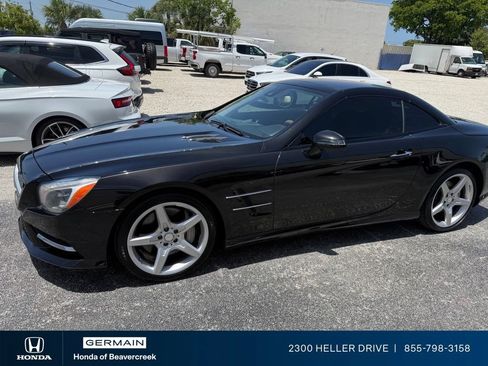 Used 2013 Mercedes-Benz SL 550 image 1