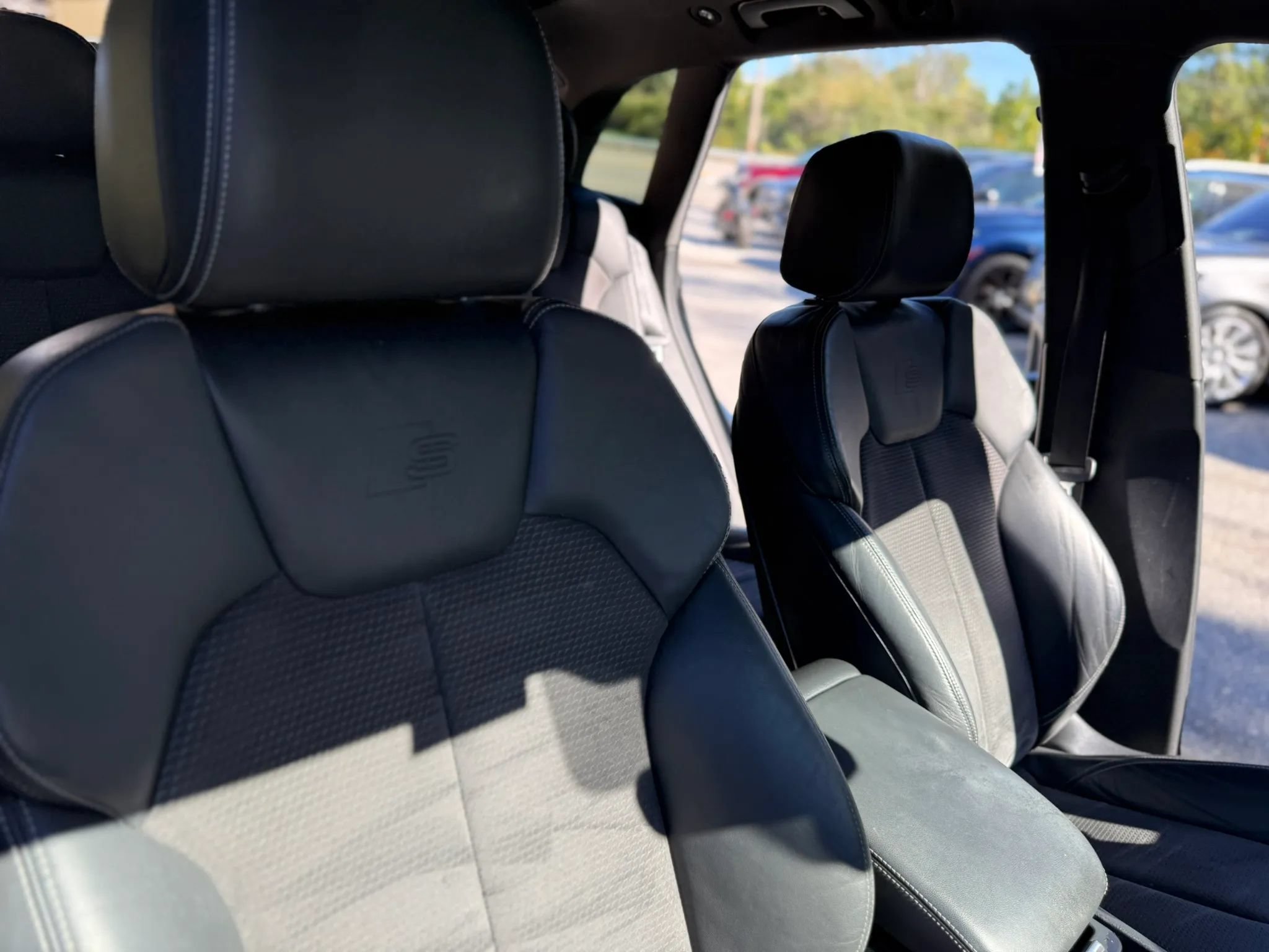 Used 2018 Audi SQ5 Prestige w/ Prestige Package AWD/4WD image 10