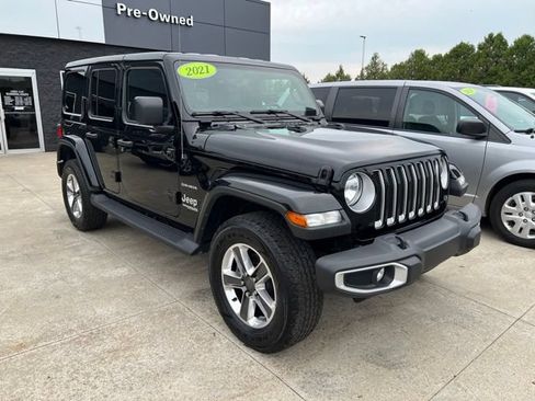 Used 2021 Jeep Wrangler Unlimited Sahara w/ Uconnect 4C Nav & Sound Group AWD/4WD image 1